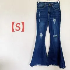 ✨️早い者勝ち✨️【S】ダメージ加工ダークブルーブーツカットデニム