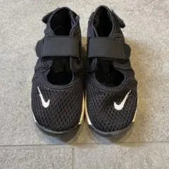 Nike エアリフト　ブラック　16cm