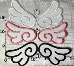 ビック天使の羽刺繍アイロンワッペン①②③の中から一つお選びください。