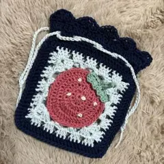 ハンドメイド☆かぎ針編み いちご 巾着 ポーチ ブルーのサムネイル
