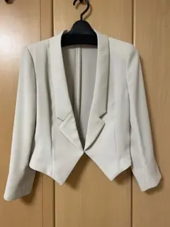 【新品未使用】Aga アーガ ノーカラージャケット ベージュ 定価25000円 アウトレット】【夏向け】麻調ノーカラージャケット ベージュ