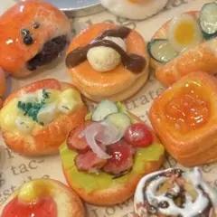 ローストビーフ　ミニチュアパン　ミニチュアフード　フェイクスイーツ　ドールハウス