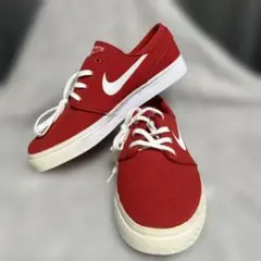 Nike Stefan Janoski レッド スニーカー