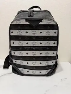 MCM リュック バックパック サイズL【希少なデザイン】のサムネイル
