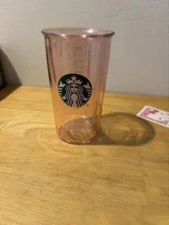スターバックス ピンク コップ