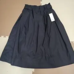 新品 ユニクロ ハイウエスト ベルテッドフレア ミディスカート
