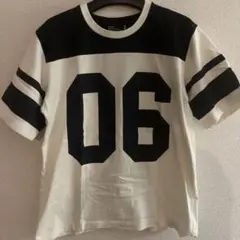 White Mountaineering ナンバリング06 Tシャツ