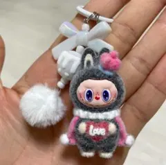 ラブブ らぶぶ Labubu キーホルダー 大人気　ストラップ