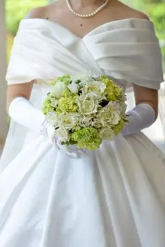 ホワイト サテン ウェディンググローブ40センチ肘下 　Cherie