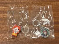 妖怪ウォッチ ガチャガチャ めじるしアクセサリー ジバニャン 妖怪メダル 2点