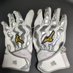 オリックス・バファローズ　内藤選手 バッティンググローブ