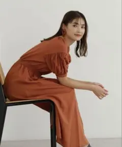 美品　ナチュラルビューティーベーシック　ワンピース　オレンジ　S 半袖