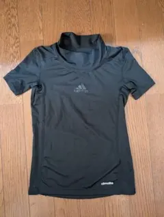 adidas techfit ブラック アンダーシャツ 130