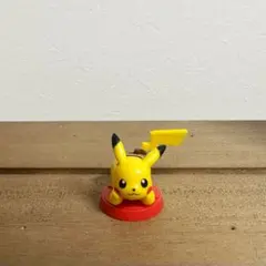 チョコエッグ　ポケモン　旅立ちの3匹 ピカチュウ