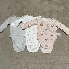 ユニクロ　ベビー肌着ロンパース　3枚セット