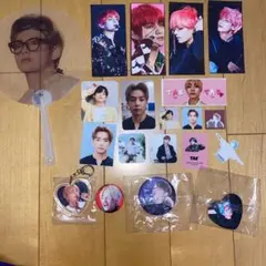 BTS V テヒョン テテ トレカ 缶バッチ うちわ セット