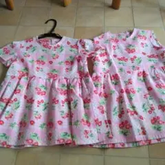 ハンドメイド新品イチゴ柄サッカー手作りワンピース2枚セット。