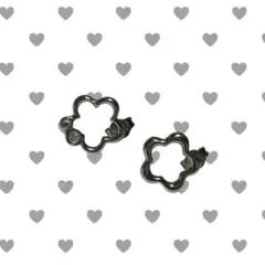 MARY QUANT ピアス　シルバー