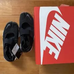 NIKE エアリフト　新品未使用　24㎝