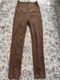 ユニクロ　マタニティパンツ S ベージュ