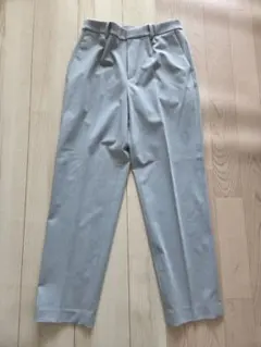 UNIQLOスマートアンクルパンツ