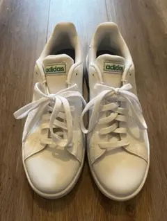 美品⭐︎adidas スニーカー ホワイト/グリーン アドバンコート26cm