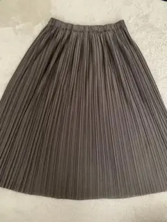 グリーン系　プリーツロングスカート　ユニクロ　Ｌサイズ