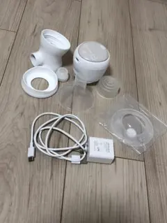 【値下げ】ピジョン　電動さく乳器　handy fit+（ハンディフィット+）