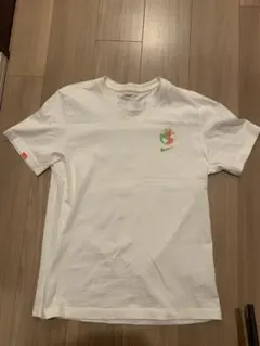 Nike 地球グラフィック Tシャツ
