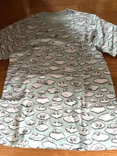 UNIQLO ユニクロ　UT KAWS カウズ　総柄　Tシャツ ライトブルー Mのサムネイル