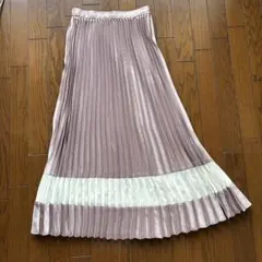 PICCIN ロングプリーツスカート　サイズＭのサムネイル