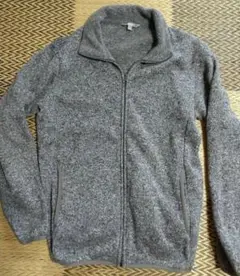 ユニクロ グレー フリースジャケット フルジップ