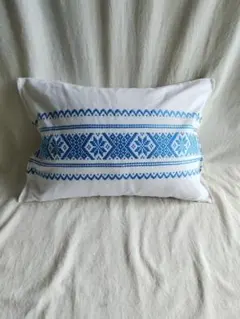 東欧Vintage　水色刺繍　クッションカバーのサムネイル