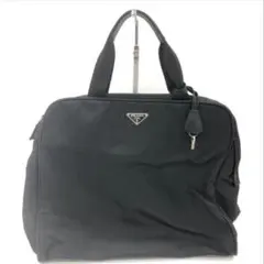 PRADA ブラック ナイロン ショルダーバッグ　 南京錠　三角ロゴ