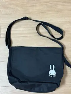 CUNE ショルダーバッグ