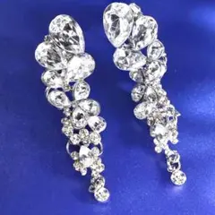 ラインストーンイヤリングジルコニアイヤリング揺れるビジューイヤリングR大ぶりRR