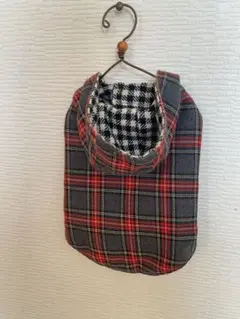 Item thumbnail for item 56420a85-02ce-4ff0-8ad7-552035222b86