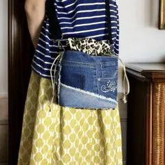 デニムリメイク　バッグ　ショルダーバッグ　巾着型　ハンドメイド　斜め掛け