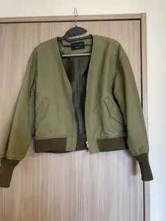 トゥモローランド　ブルゾン カーキのサムネイル