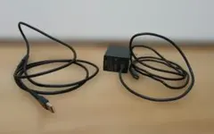 Nintendo Switch ACアダプターとケーブル