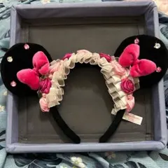 ディズニーカチューシャ　ミニー　薔薇　ピンク　フリル