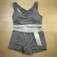 adidas neo トレーニングウェア　ブラトップ、ショーツセット　Ｍサイズ