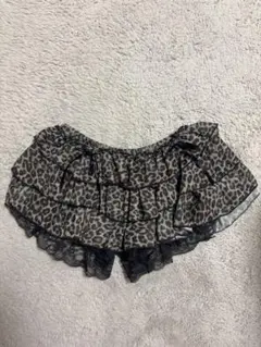 ヒョウ柄フリルショートパンツ