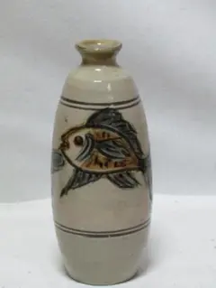 沖縄　やむちん　壺屋焼き　魚文 花瓶 陶器 フラワーベース 置物