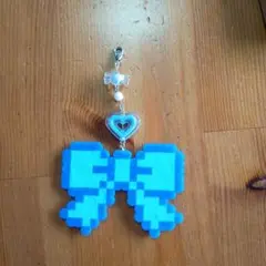 青いリボン キーホルダー ストラップ アイロンビーズ ハンドメイド