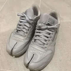 Maison Margiela x Reebok Tabi スニーカーのサムネイル