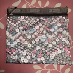 LESPORTSAC 花柄ポーチ