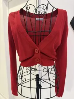 ショート丈　クロップドカーディガン 2ボタン 長袖　レッド　Mサイズ