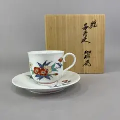人間国宝 十四代 柿右衛門 有田　山徳窯雪輪紋 カップ ＆ ソーサー 人間国宝 十四代 柿右衛門 有田 山徳窯雪輪紋 カップ ＆ ソーサー
