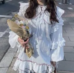 HELLO.SANFRANCISCO 配色ステッチフリルチュニック